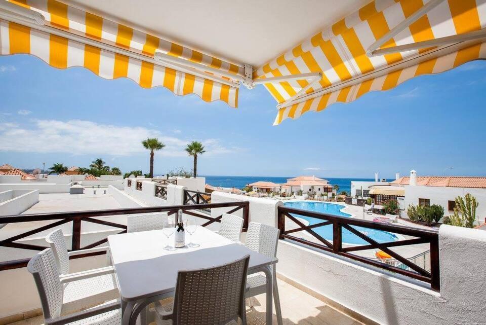 2 Bedroom Apartment For 4 People In Tenerife Costa Adeje Dış mekan fotoğraf